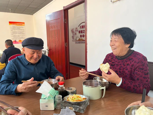 神木迎賓路街道河西村：城邊村的振興路