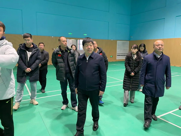 榆林市政协副主席高怀和视察中心城区公共体育设施提升改造情况