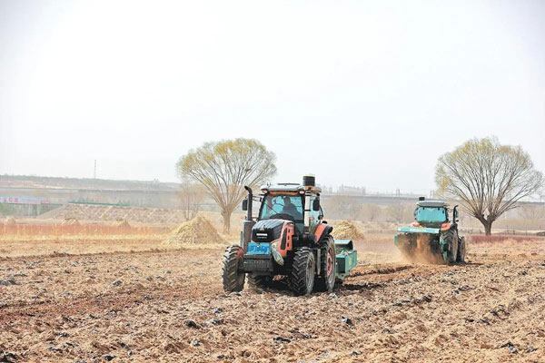 靖边县今年计划建设20万亩高标准农田