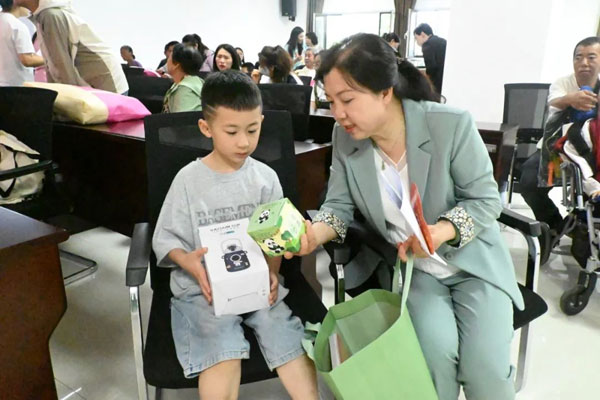 “六一”关爱丨榆林市爱心妈妈“点亮微心愿”