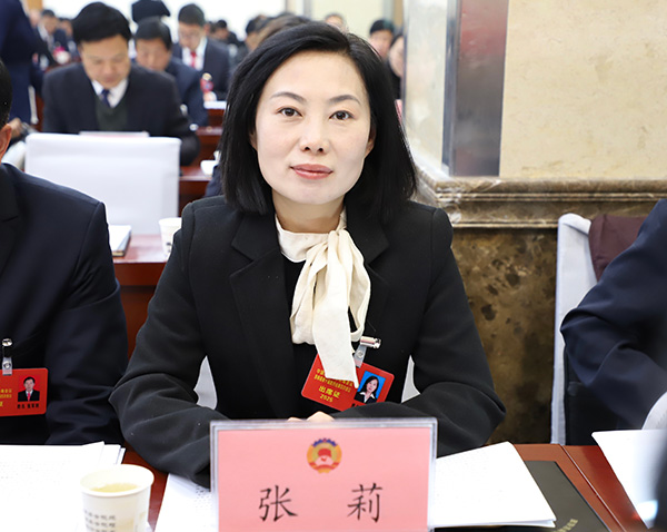 熱點建言|張莉委員：加強學(xué)生反電詐宣傳教育 防范落入“電詐陷阱”