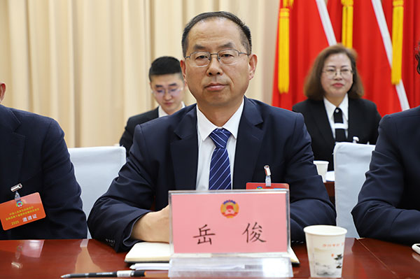 熱點建言|岳俊委員：呵護“心”苗 助力青少年健康成長