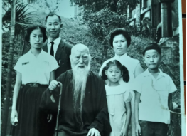 于右任为“陕西羊肉泡馍馆”题名
