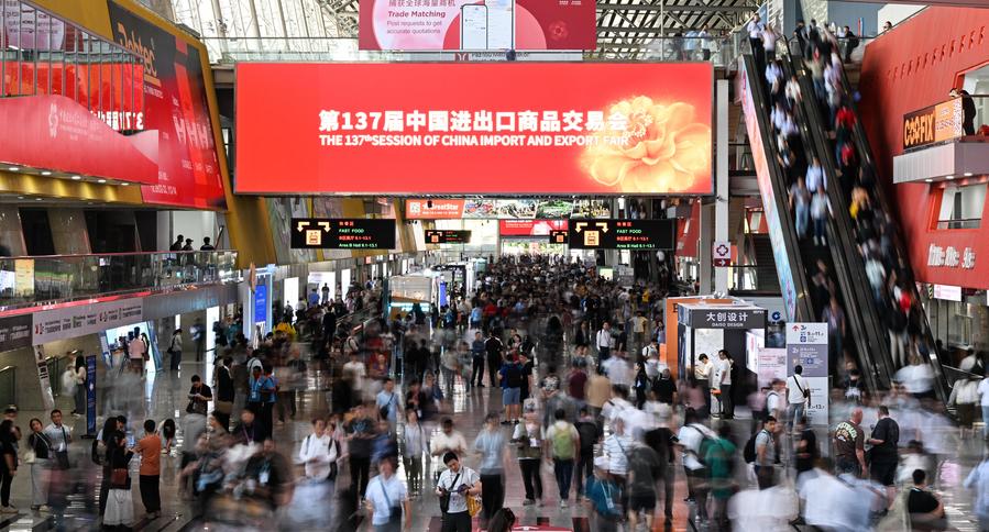 Record-breaking Canton Fair highlights China's trade resilience
