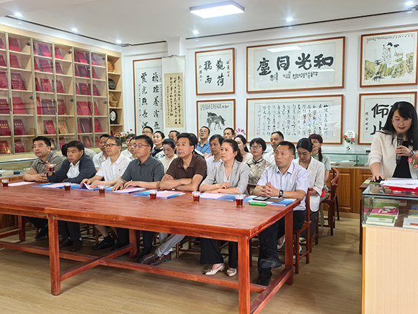 柞水政協(xié)舉辦“悅讀促履職 賦能促發(fā)展”讀書活動