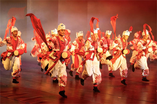 借絲博會(huì)東風(fēng) 橫山老腰鼓啟動(dòng)吉尼斯世界紀(jì)