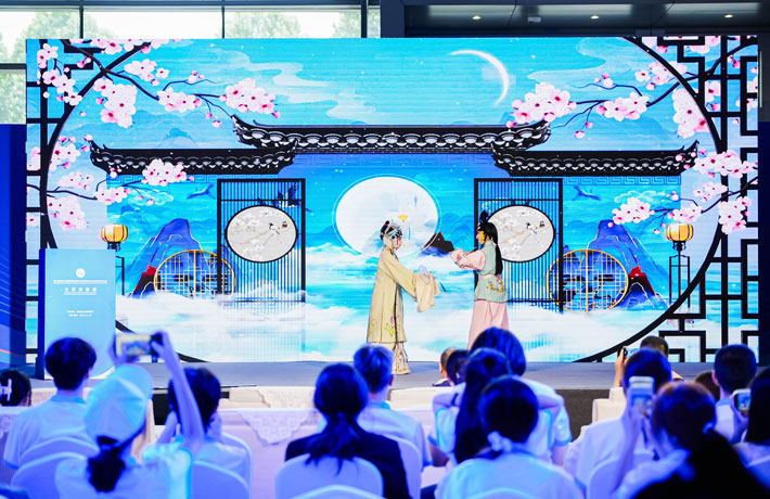  “點(diǎn)燃”文旅消費(fèi)新活力 讓“流量”變“增
