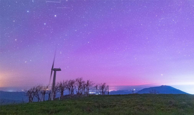 星空相冊(cè)丨夏夜，極光與星空輝映中國(guó)最北天空