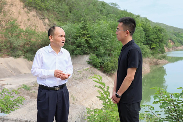 銅川市政協(xié)調(diào)研檢查濁峪河河湖長(zhǎng)制工作