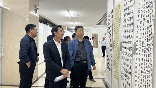 榆林市第六屆書法篆刻臨帖巡展首站走進(jìn)定邊