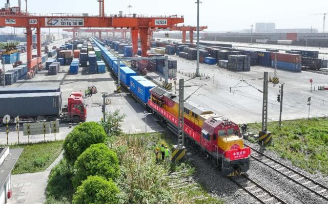 China, Central Asia accelerate economic 