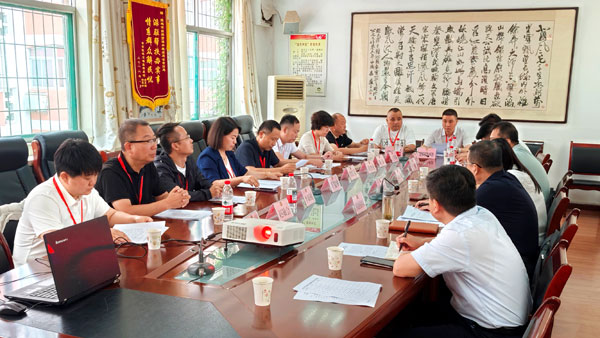 金臺區(qū)政協(xié)開展“田長制”落實情況專題調(diào)研