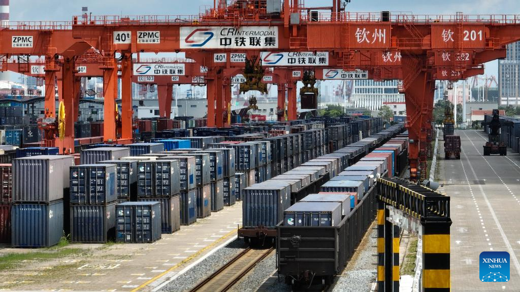 China's landmark trade corridor cargo volume jumps 76.9% in H1