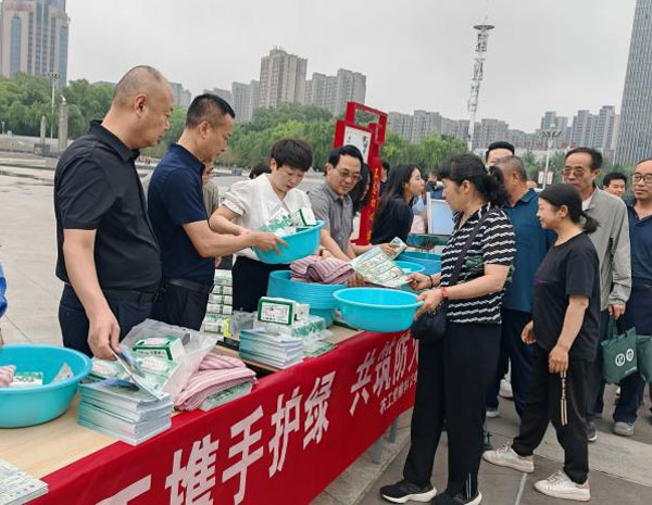 農(nóng)工黨榆林市農(nóng)林支委會(huì)：學(xué)思踐悟強(qiáng)作風(fēng) 防火宣傳護(hù)綠安