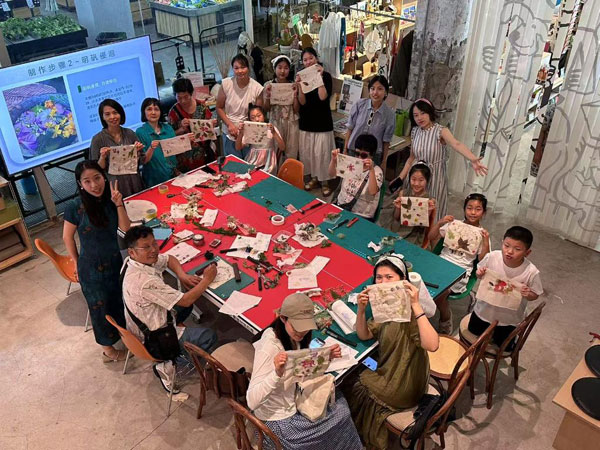報(bào)效祖國 建功西部丨成都菜市書屋：煙火氣里有書香