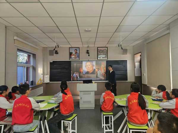 “红色历史‘活’了起来！”——照金北梁红军小学师生热议《老红军的故事》