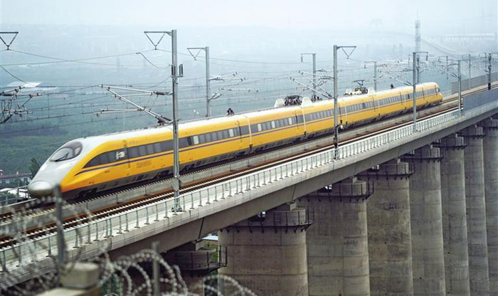 西延高鐵全線拉通試驗完成