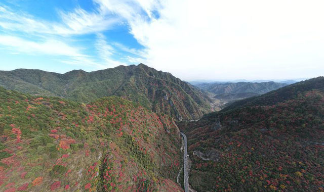 坚决对秦岭违规穿越探险行为说“不”！商洛市