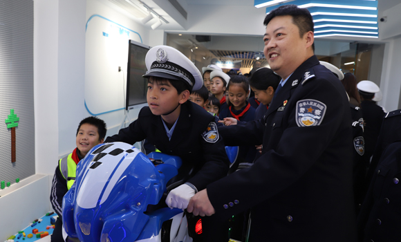 师生沉浸式解锁安全“必修课”