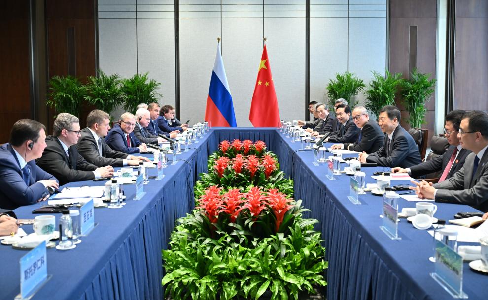 China, Russia agree on further cooperation between small, medium-sized enterprises