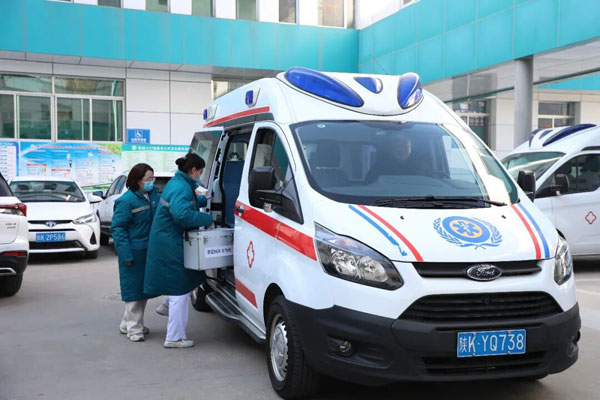 榆阳区：“家庭病床”服务直抵家门 患者足不