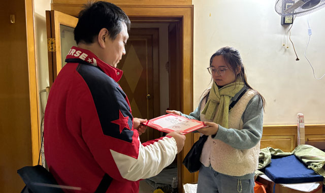 萬冊藏書 一生熱愛——梅成生的“書”式告