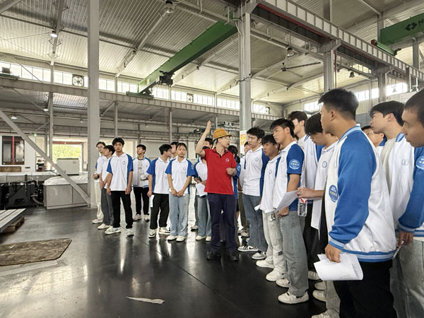 稳就业 强保障 宝鸡市渭滨区书写人社事业高